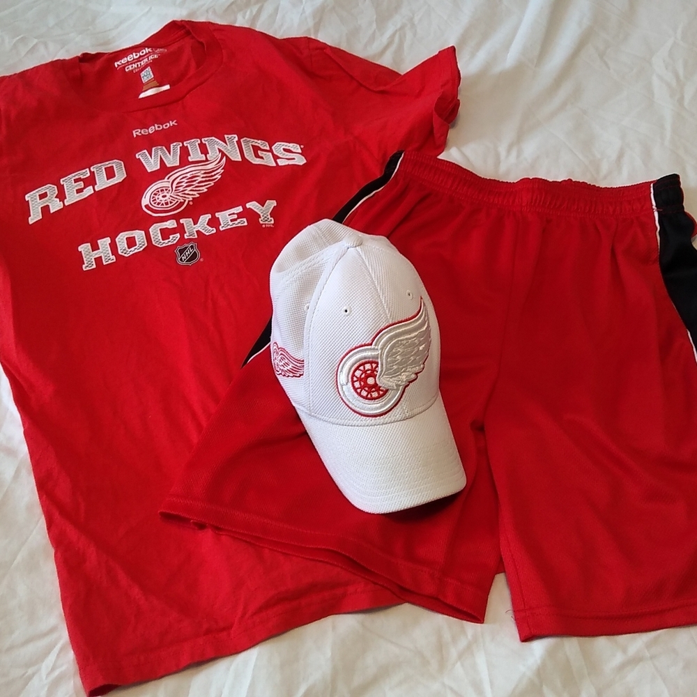 Lot of 3 NHL Detroit Red Wings Reebok Center Ice - Picture 2 of 5